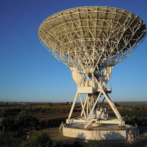  Radio-telescope AZIMUTHAL ROTATION AXIS