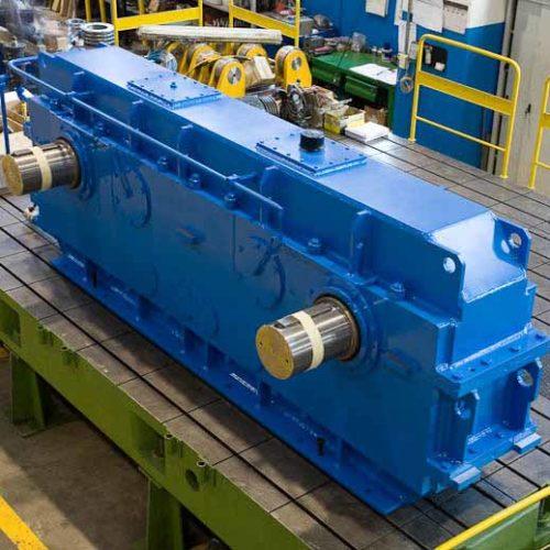 Gear drives for cable way applications