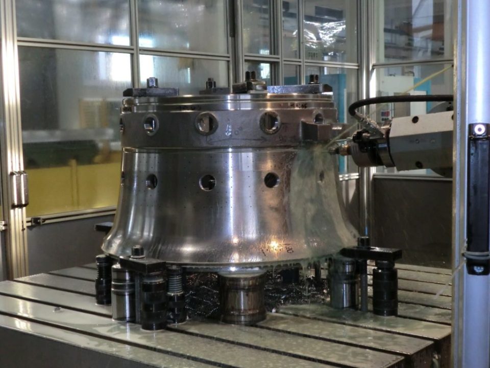 Third party mechanical machining on a flame tube for a gas turbine