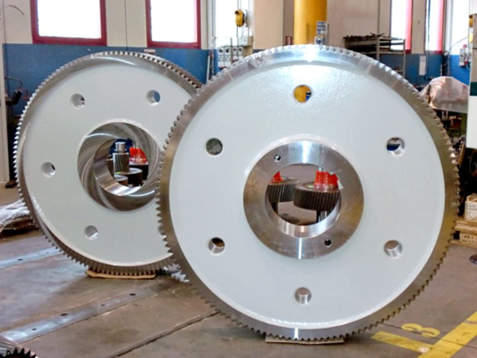 Gears for the cement and grinding sector
